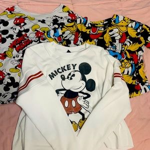 2 Disney shirts + Disney sweater